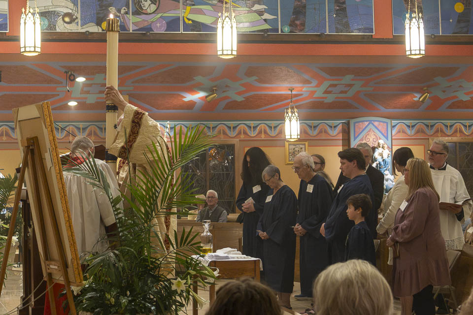2026-StMary-EasterVigil (48 of 215).jpg